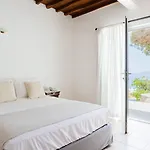 Rhenia Mykonos تورلوس