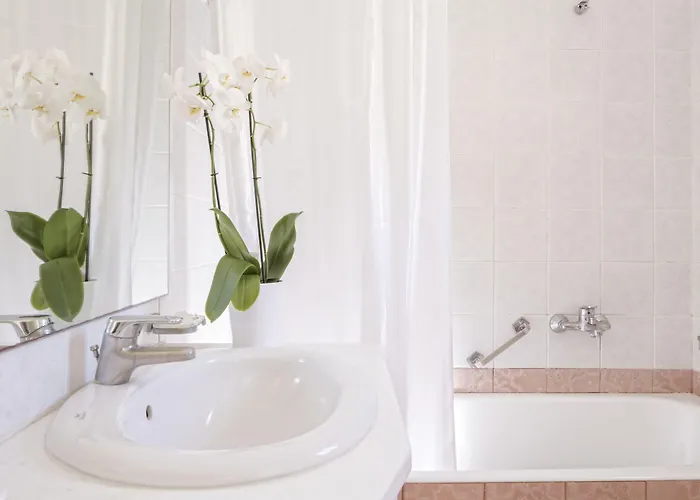 Rhenia Mykonos Hotel Tourlos