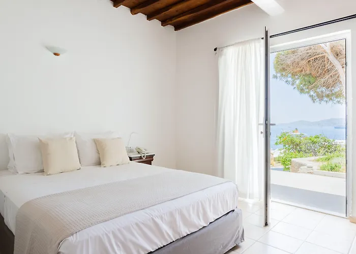 Rhenia Mykonos Tourlos